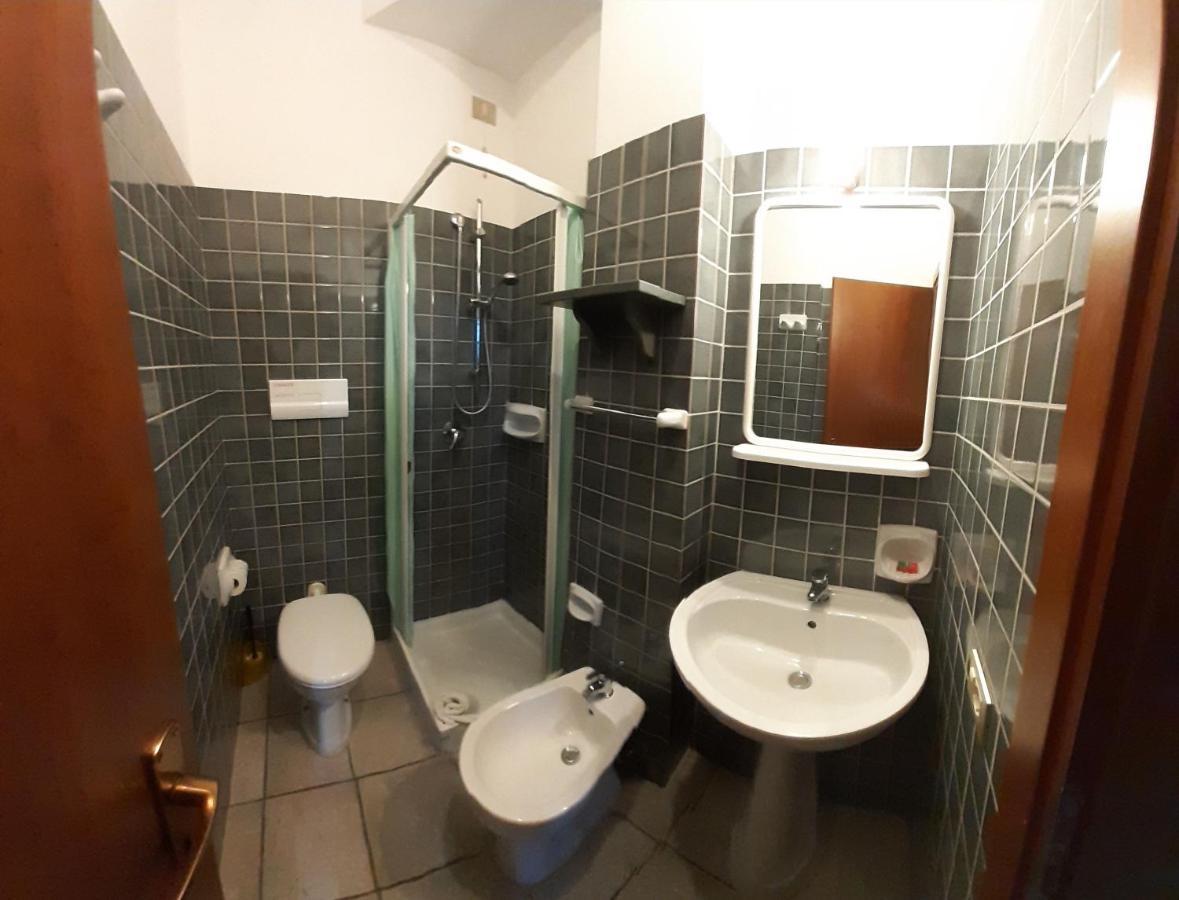 Residence Costamartino Vieste Buitenkant foto