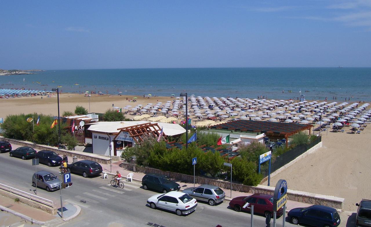 Residence Costamartino Vieste Buitenkant foto