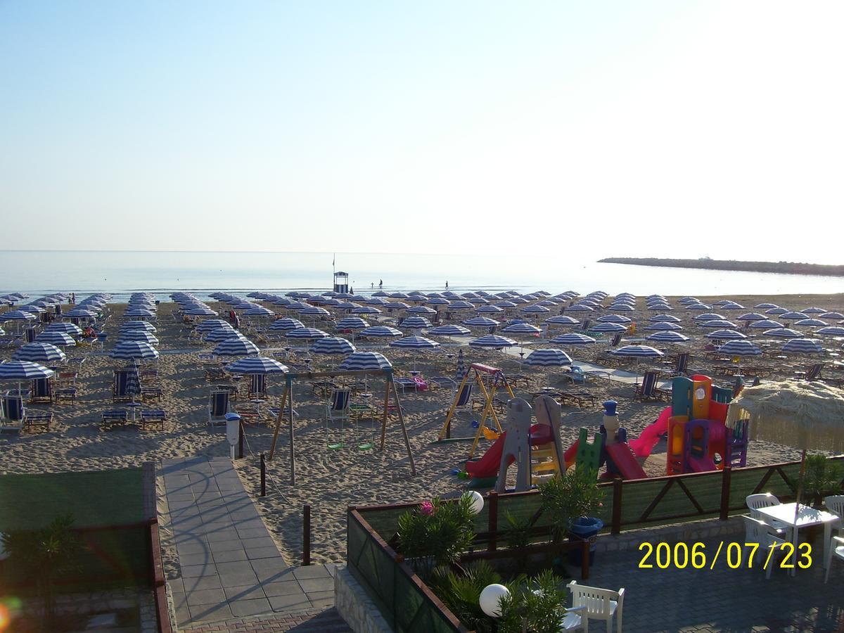 Residence Costamartino Vieste Buitenkant foto