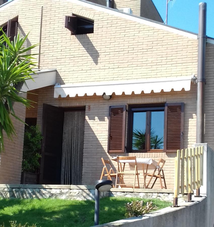 Residence Costamartino Vieste Buitenkant foto